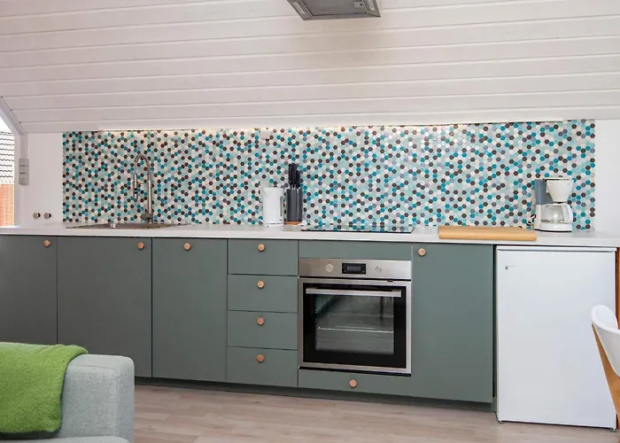 5 Person In Romo-by Traum * Sønderby